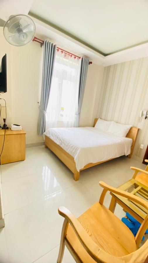 Bong Lua Vang Hotel Далат Экстерьер фото